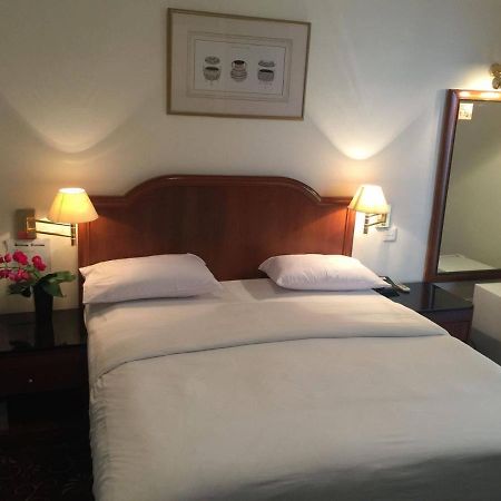 Amber Hotel Katong Singapura Luaran gambar